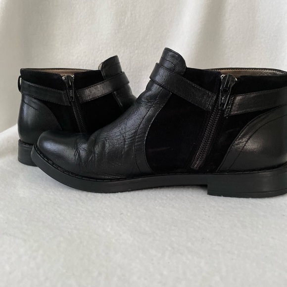 EasySpirit e360 Black Leather Size 6M Ankle Boot - Picture 5 of 16
